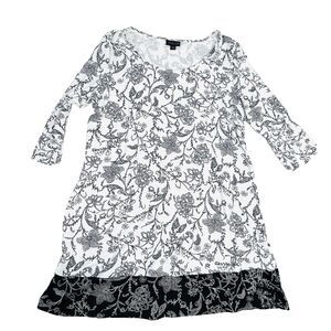 J Jill Floral Tunic Top Size Medium EUC Graphic 3/4‎ Sleeve Relaxed Fit